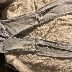 Cute light colored jeans